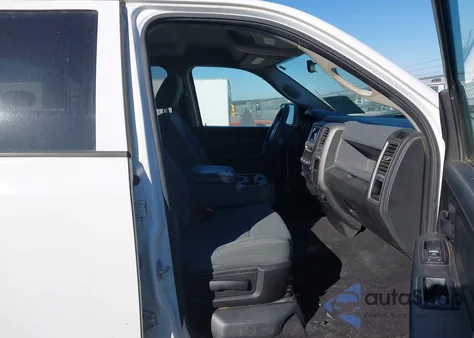 2013 Ram 1500 Tradesman из США, поврежденный, VIN 1C6RR7FT3DS561012